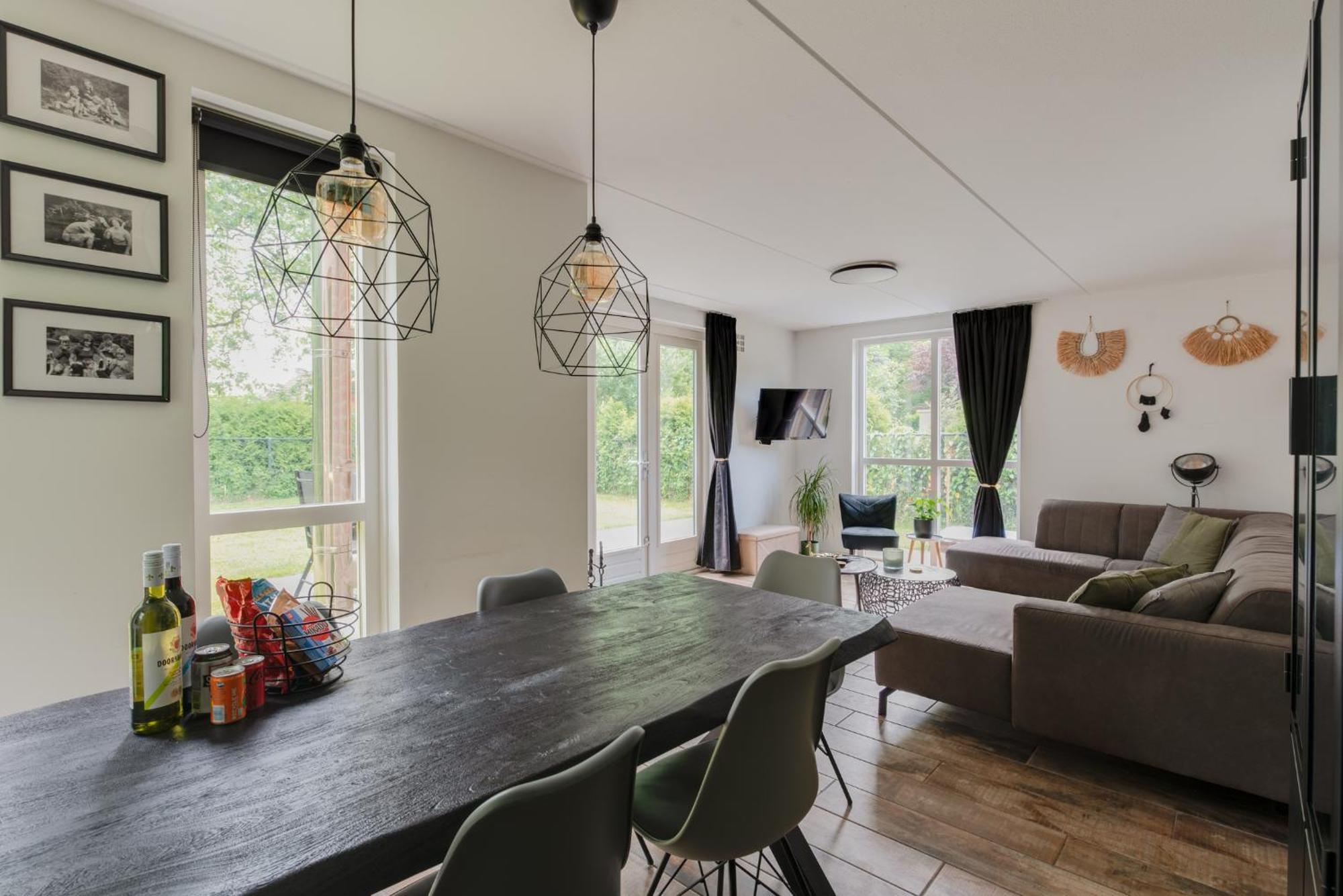 Het Huys Ewijk Mooi Luxe En Een Laadpaal 外观 照片