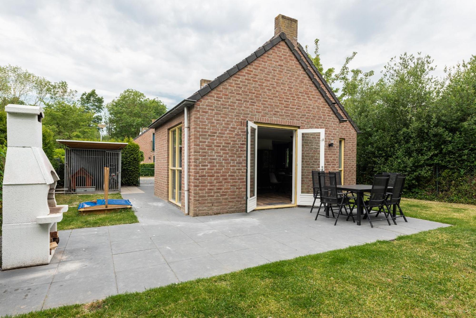 Het Huys Ewijk Mooi Luxe En Een Laadpaal 外观 照片