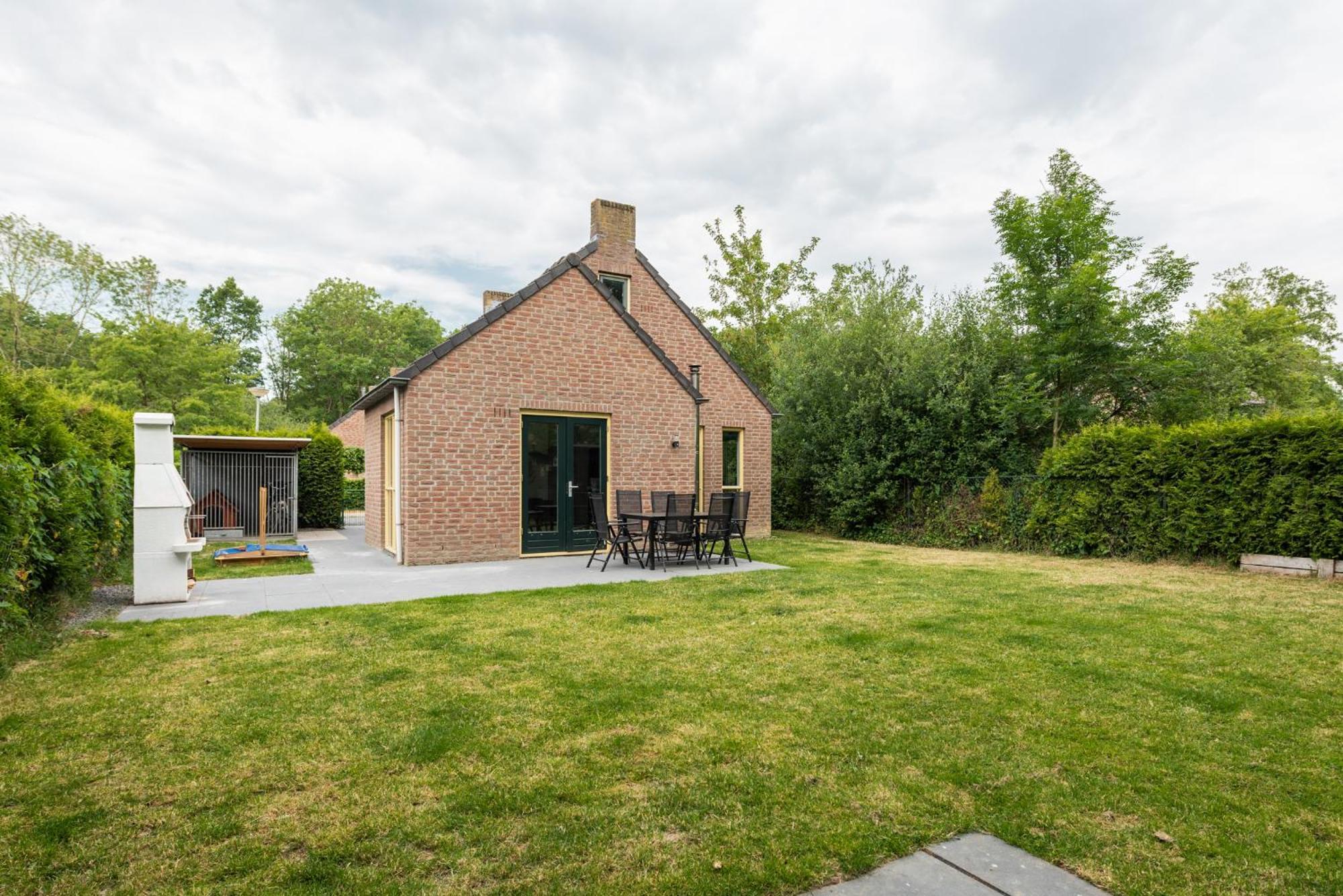 Het Huys Ewijk Mooi Luxe En Een Laadpaal 外观 照片